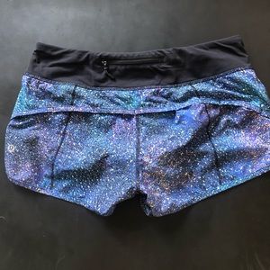Lululemon Speed Short Sz 6